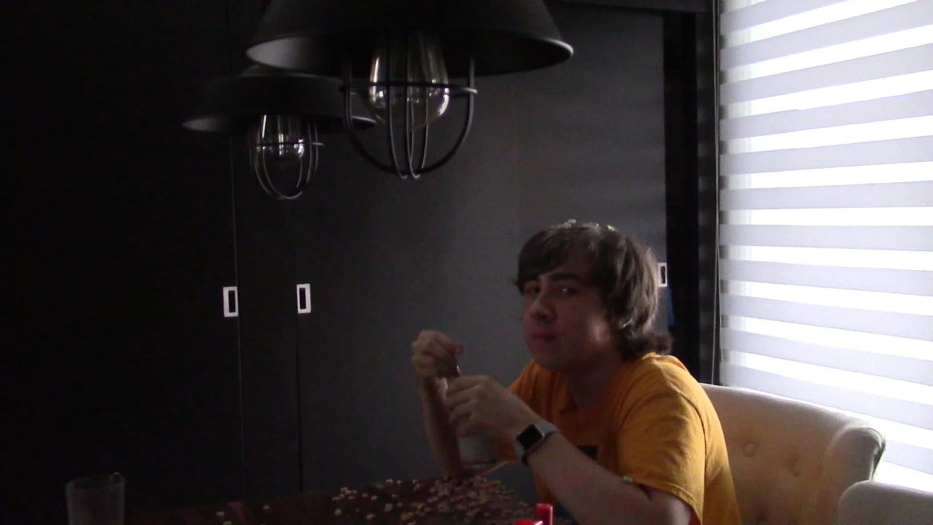 Aidsmoji: The Forbidden Fruit screenshot 1