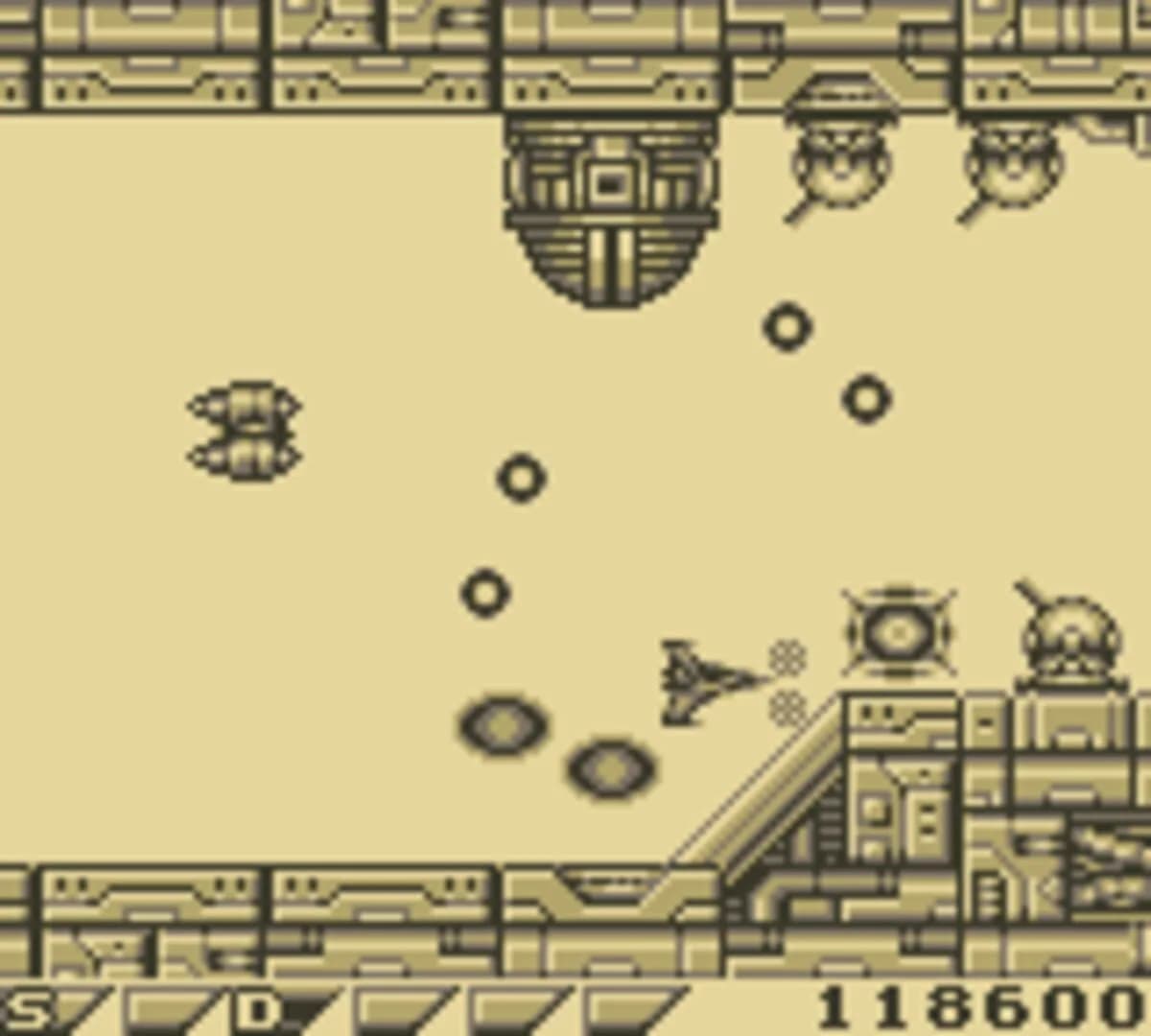 Gradius: The Interstellar Assault screenshot 2