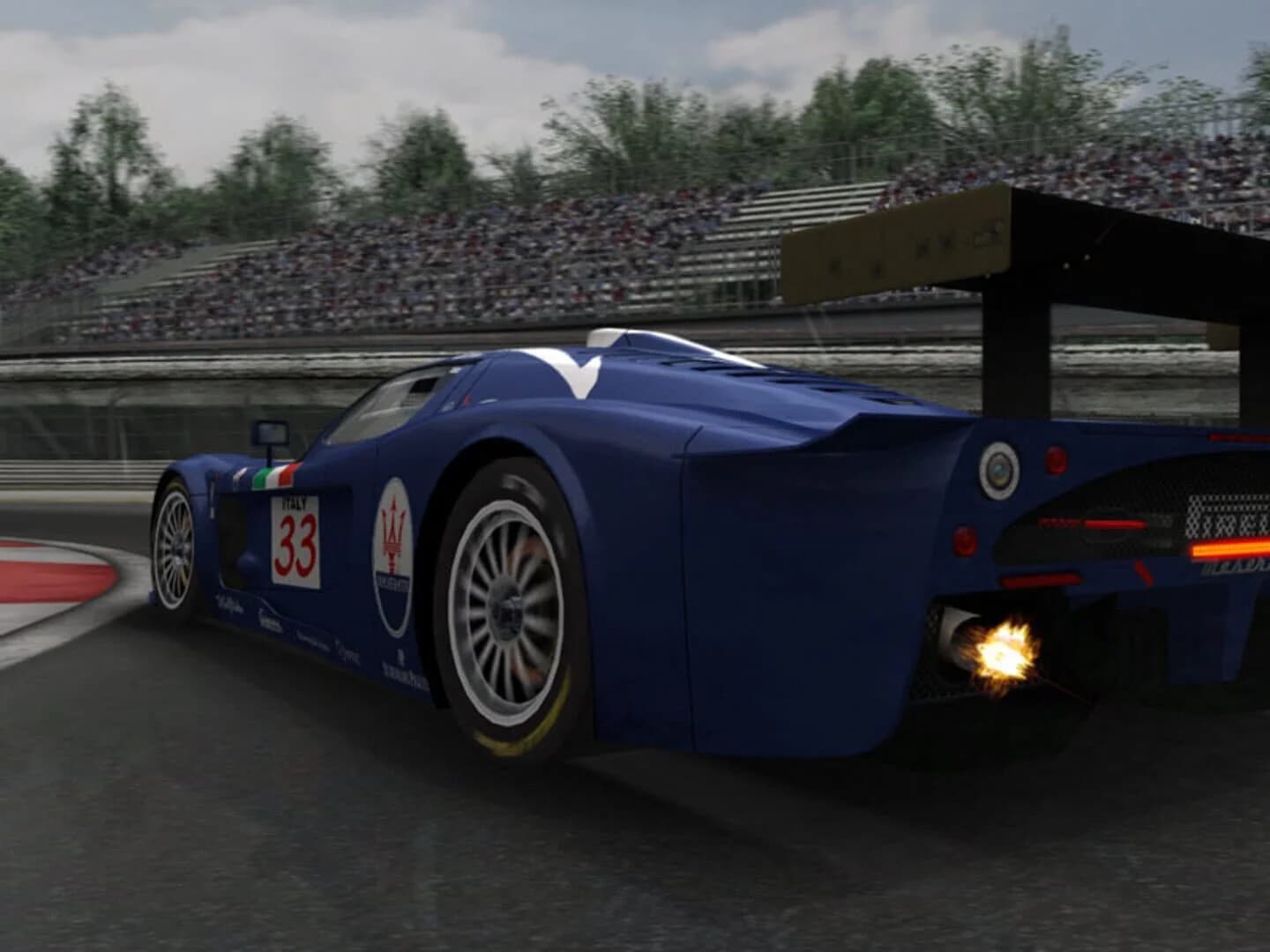 GTR 2: FIA GT Racing Game screenshot 4