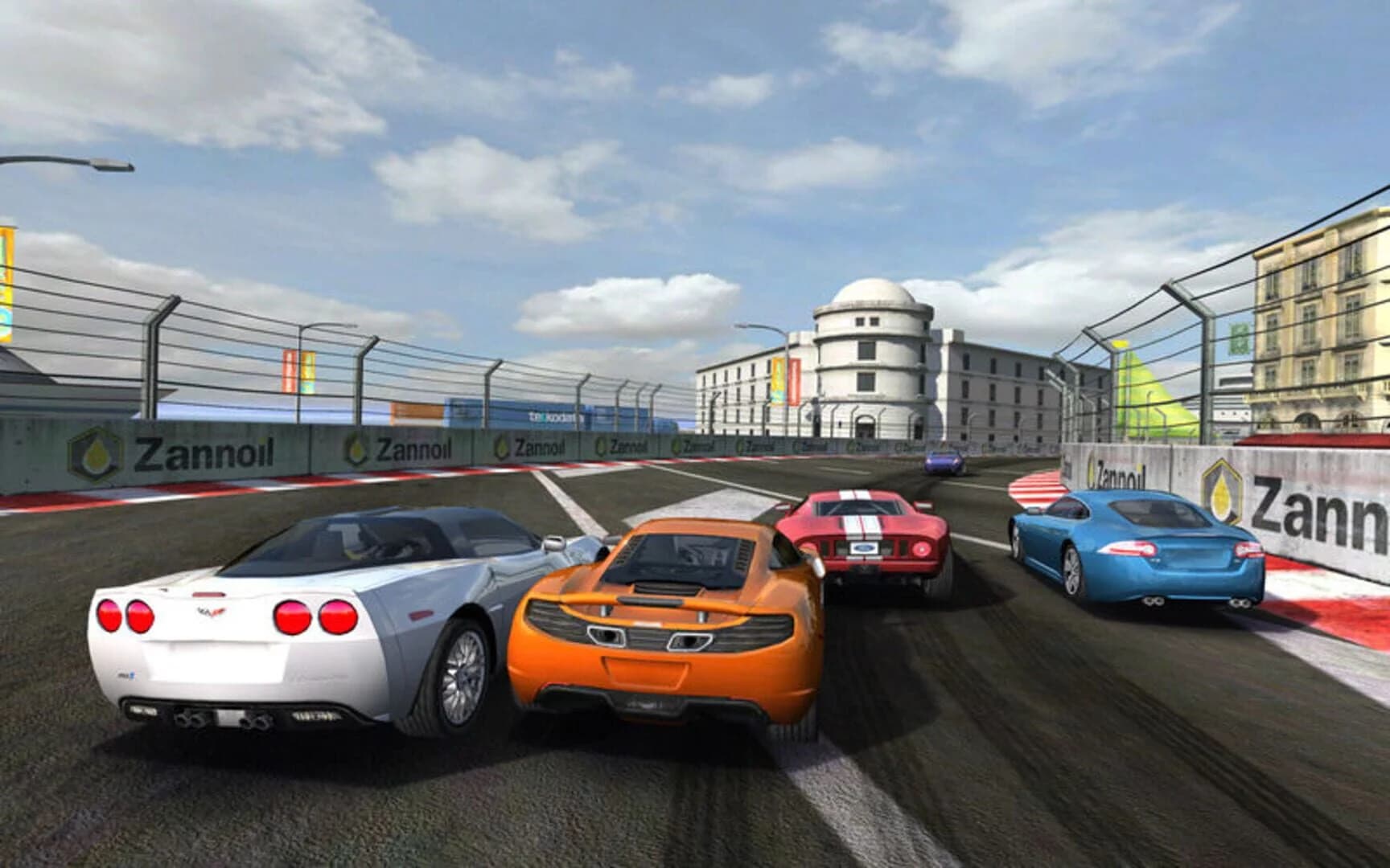 Real Racing 2 screenshot 1