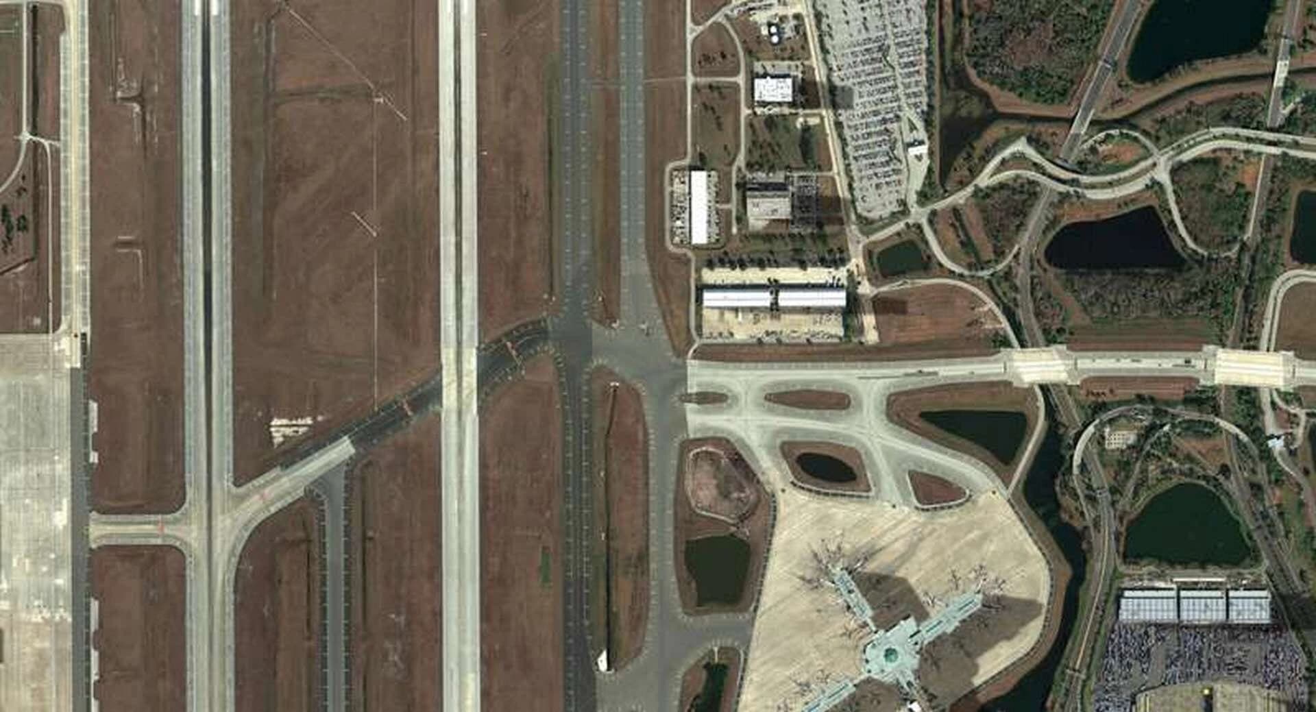 Tower!2011:SE - Orlando KMCO Airport screenshot 3